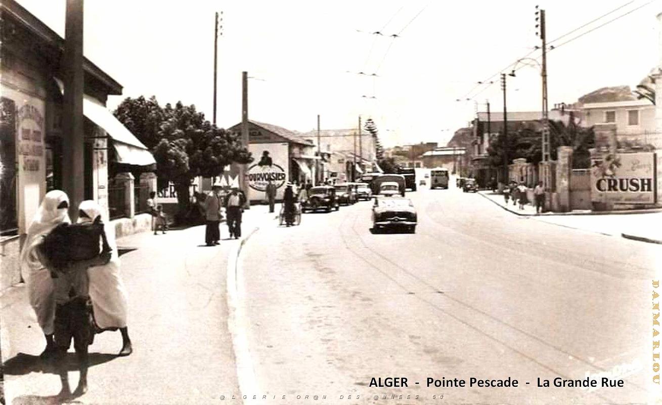 Alger-Pointe Pescade - La Grande Rue.jpg